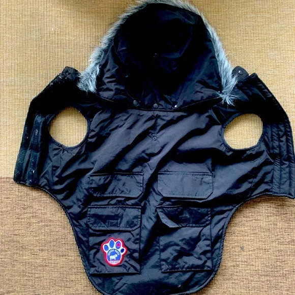 Canada Pooch Alaskan Army Parka - Picture 3 of 5